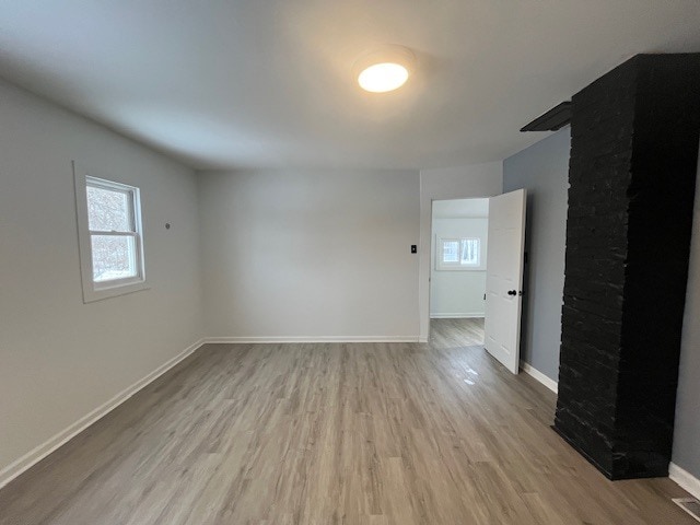 Building Photo - 934 W Garfield Ave