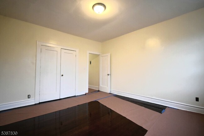 Building Photo - 148 Chancellor Ave