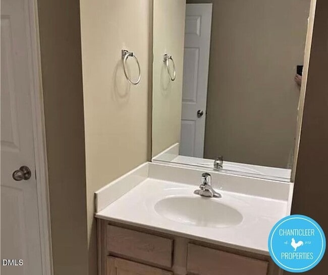 Building Photo - 241 Arbor Hl Pl