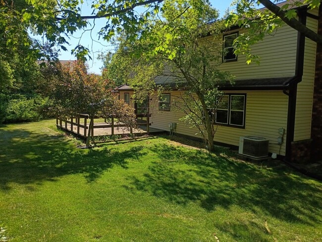 Building Photo - 20550 Coventry Dr