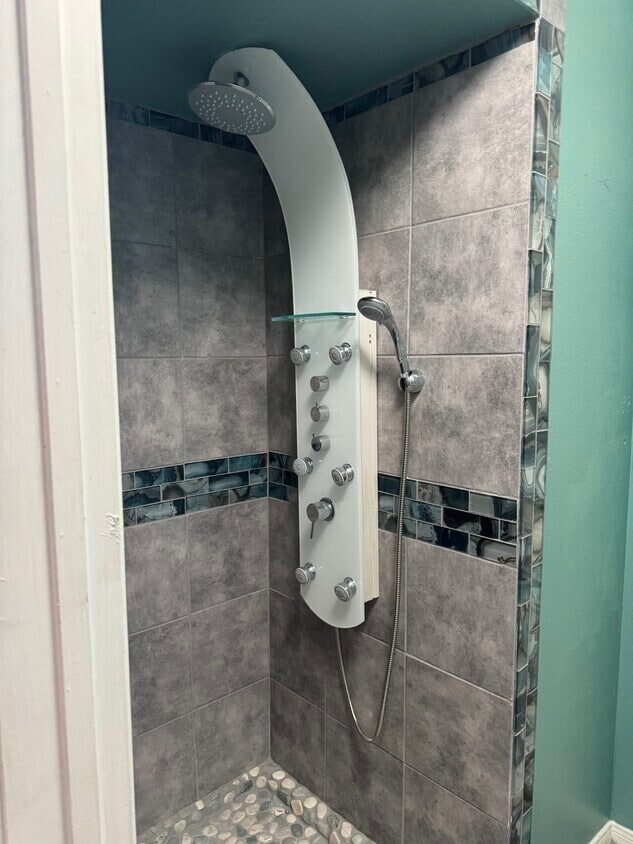 Building Photo - 2302 45th St