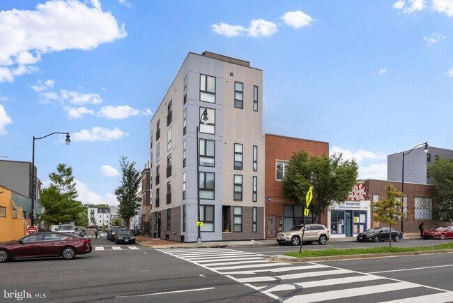 Building Photo - 1100 Bladensburg Rd NE