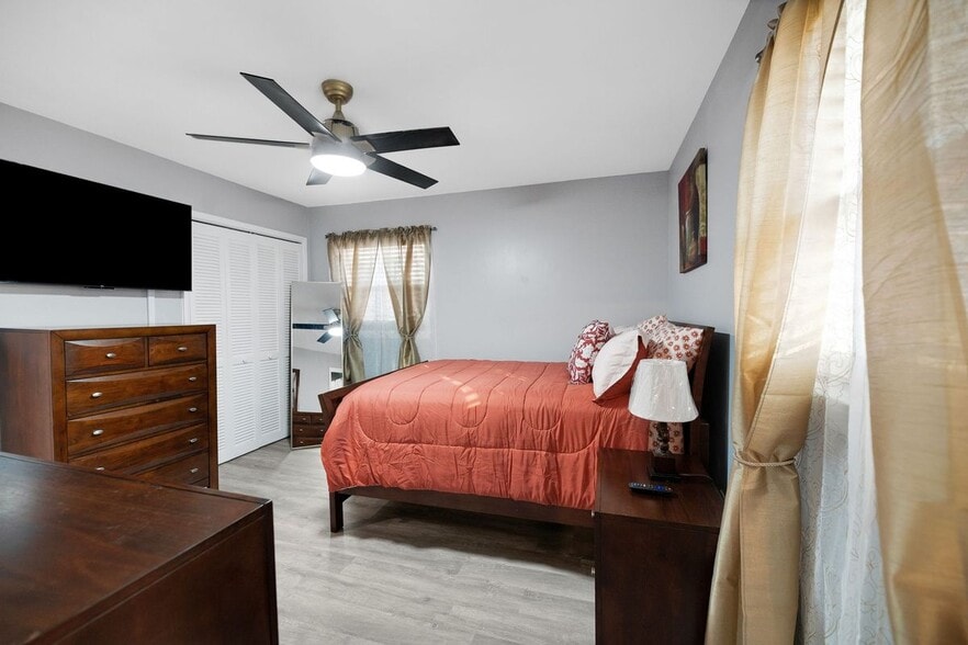 Building Photo - 1419 Westmoreland Ave