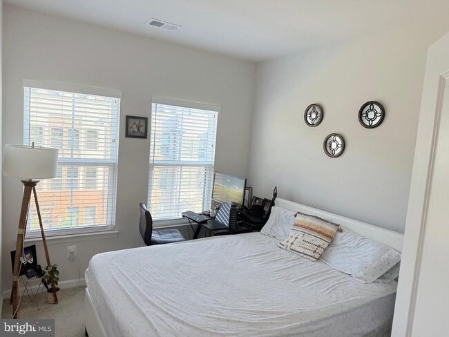 Building Photo - 22269 Sims Terrace