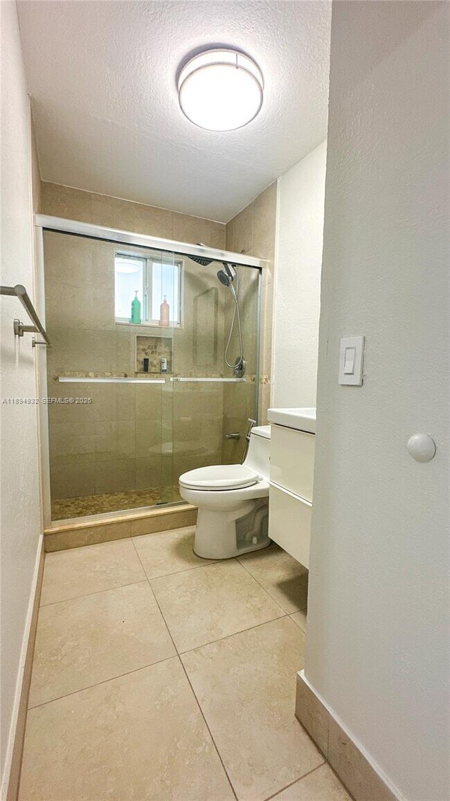 Building Photo - 45 Gumbo Limbo Ave