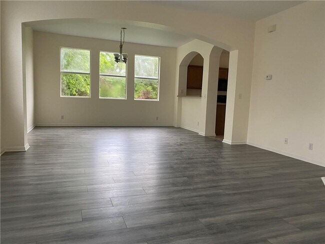 Building Photo - 9102 Magna Carta Loop