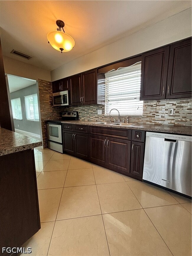 Building Photo - 209 Punta Alta Ct