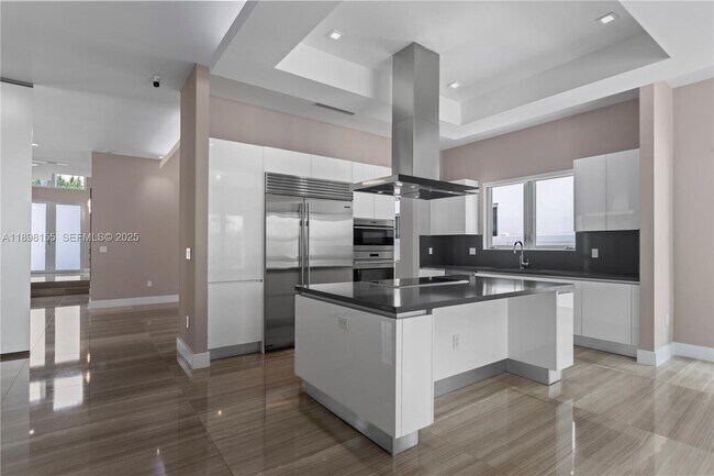 Building Photo - 8415 NW 34th St