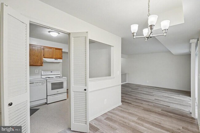 Building Photo - 208 Timber Trail