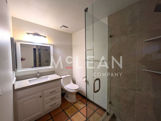 Building Photo - Palm Royale - 2 Bedroom Condo In La Quinta...