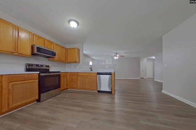 Building Photo - 404 Castle Ridge Dr
