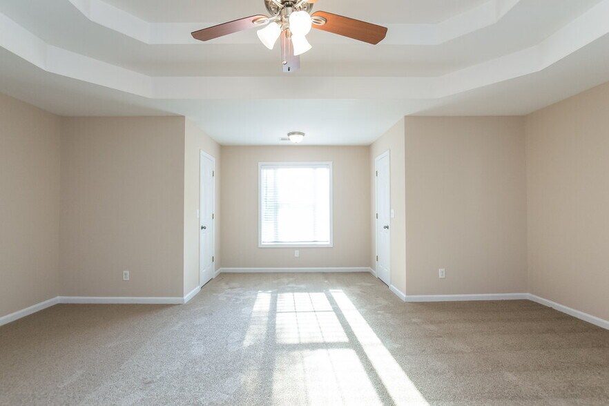 Building Photo - 3158 Thornbush Ct