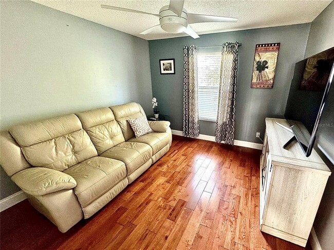Building Photo - 14884 Laguna Beach Cir