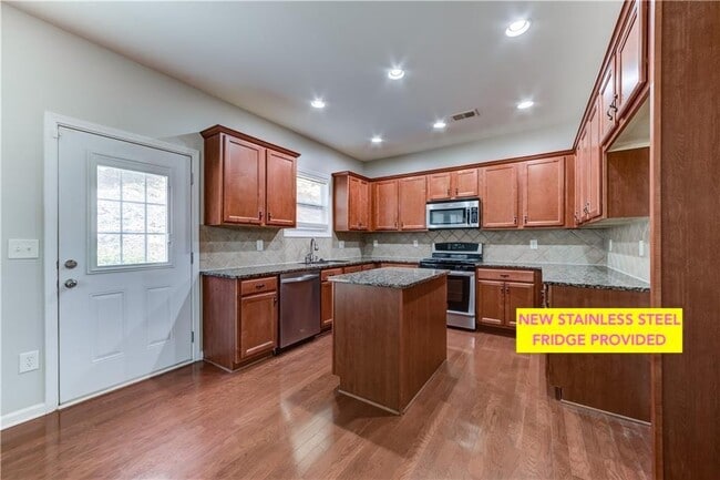 Building Photo - 2390 Mindy Ln