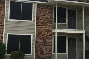 Building Photo - 6337 Quinn Dr