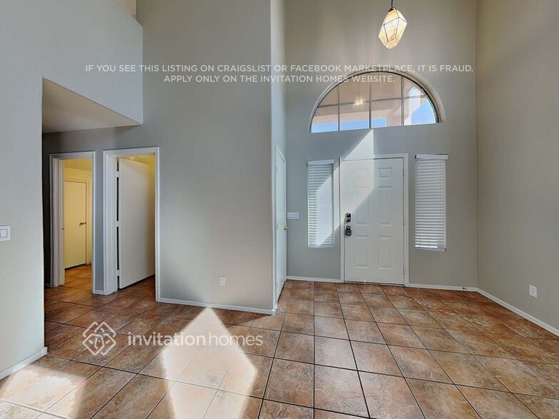 Building Photo - 6991 W Kings Ave