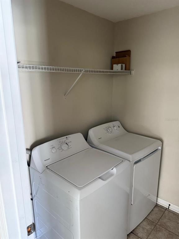 Building Photo - 1930 Torchwood Dr