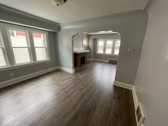 Building Photo - 2354 N 54th St