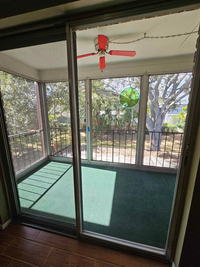 Building Photo - 8490-8413 13th St N