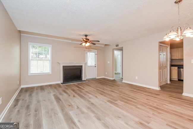 Building Photo - 563 Caloosa Cove SW