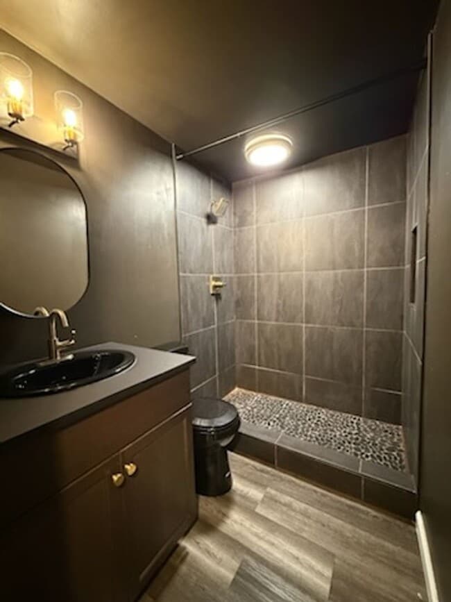 Building Photo - 7980 Uplands Dr