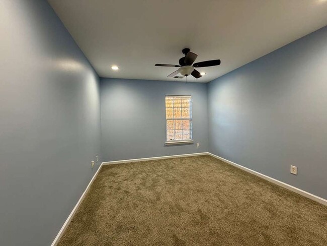 Building Photo - 12143 Humboldt Dr