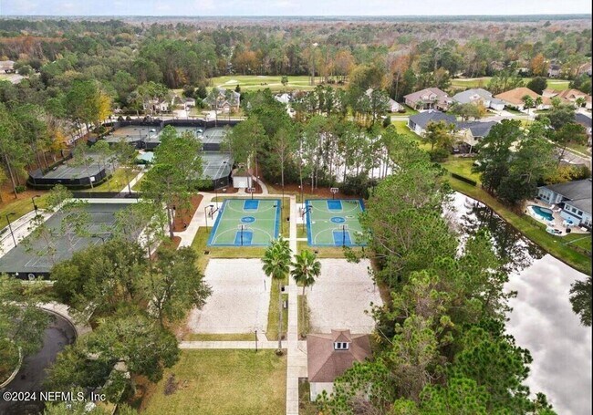 Building Photo - 1687 Majestic View Ln