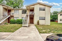 Building Photo - 728 Old Martindale Rd