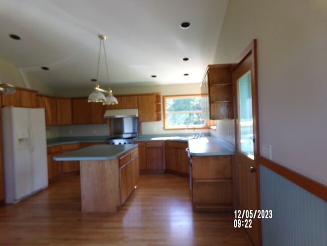 Building Photo - 3bd 2baHome Located in Montesano