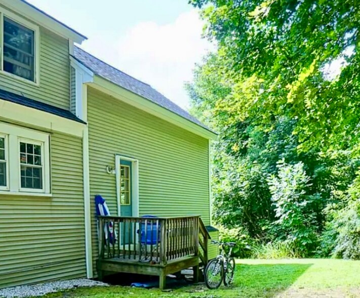 Building Photo - 1273 1st NH Turnpike