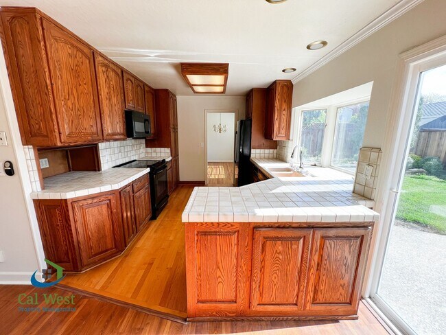 Building Photo - $4,695 - Beautiful 5 Bedroom 2.5 Bath Two ...