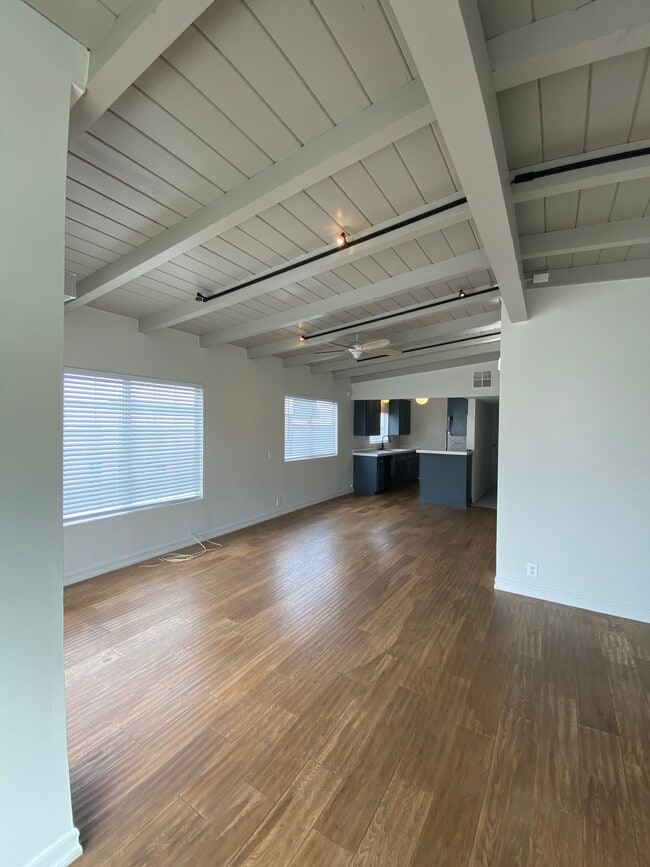 Dining Space - 117 Marine Ave