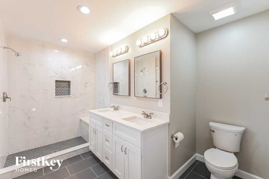 Building Photo - 946 Hargett Ct