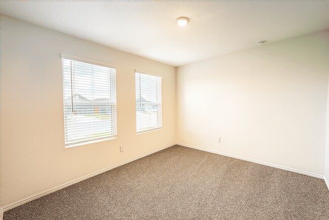 Building Photo - 2111 Organ Pipe Cactus