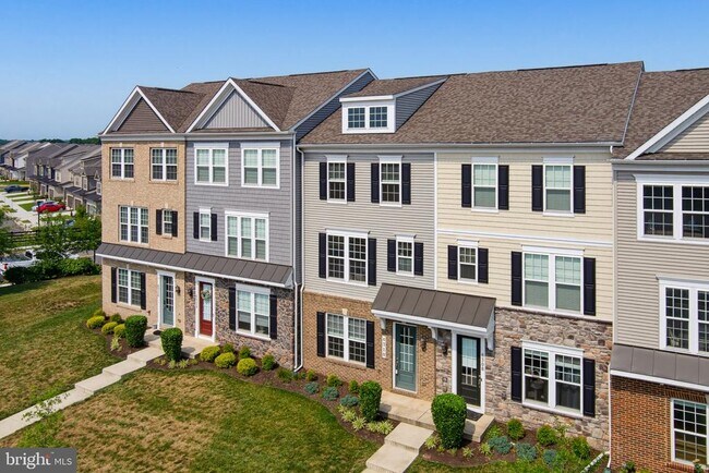 Building Photo - 6310 Berkley Bridge Pl
