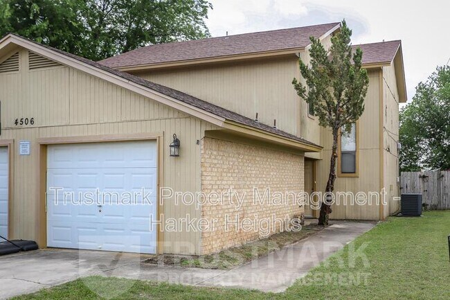 Building Photo - 4506 Lago Cir