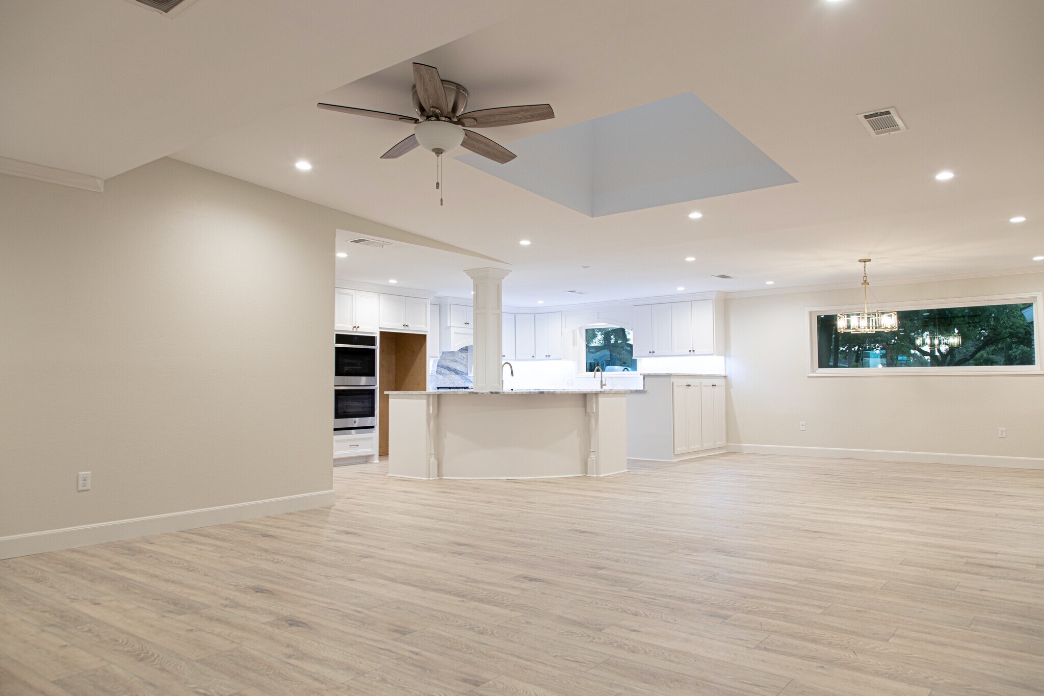 Kitchen from living room - 3619 Braeswood S Blvd
