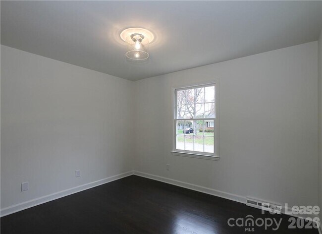 Building Photo - 4808 Walden Ct