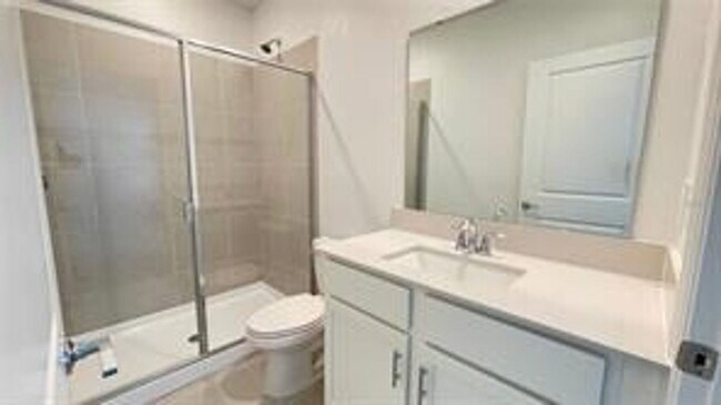 Building Photo - 2913 Haze Rd