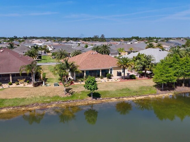 Building Photo - 4167 Victory Dr