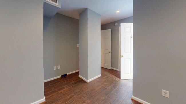 Building Photo - 1330 13th St NW