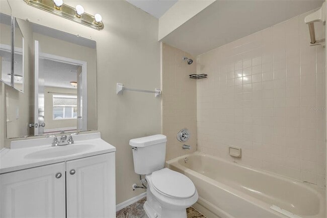 Building Photo - 4124 Pershing Pointe Pl