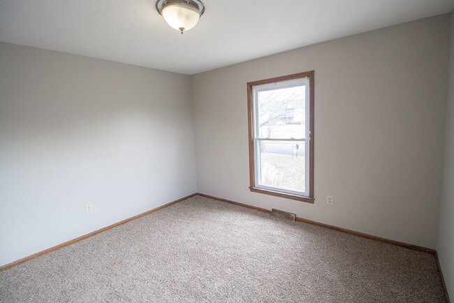 Building Photo - 213 E El Cortez Dr