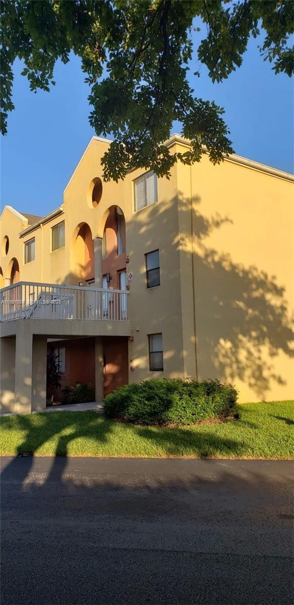 Building Photo - 5200 NW 31st Ave