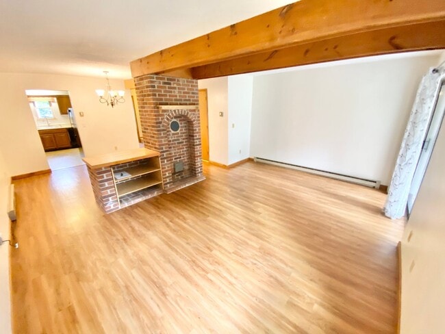 Building Photo - 2 Bedroom Condo in Williston VT Available ...