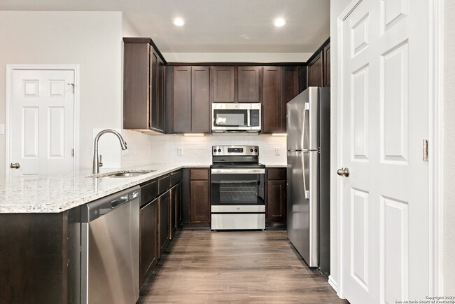 Building Photo - 9106 Canyon Bnd