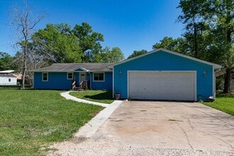 Building Photo - 314 Normagene St