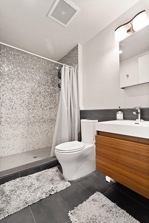 Building Photo - 690 Massachusetts Ave