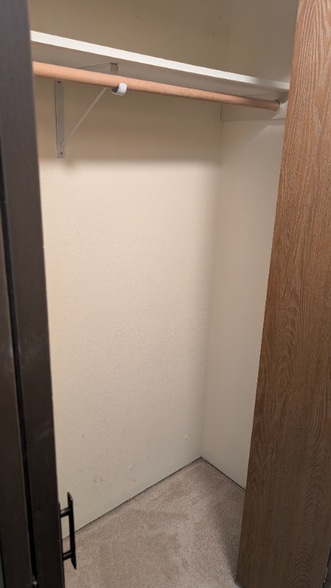 Building Photo - 2201 Romig Pl