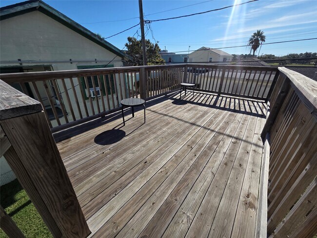 Building Photo - 5617 Avenue R 1/2